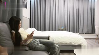 【69堂午夜视频】3000先约了个态度不好，后面又换了个模特身材大长腿的妹子，还跟她砍了砍价