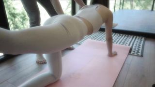 【69堂午夜视频】亚洲臀后晨间性爱