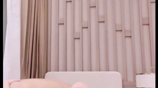 【69堂午夜视频】高颜值姐弟乱伦极品身材姐姐和人瘦屌大弟弟