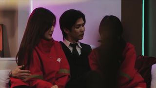 【69堂午夜视频】京东做爱的外卖总裁_霸道总裁亲自下海操骚屄