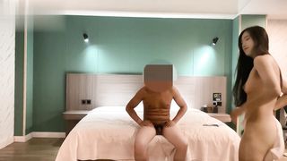 【69堂午夜视频】约炮兔牙美眉娇俏可爱换位深插内射溢出要吃紧急避孕药