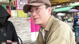 【69堂午夜视频】骚气黑丝眼镜娘大长腿女上位摇到受不了