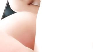 【69堂午夜视频】西奶带骚闺蜜约啪大哥玩双飞，全程露脸一起舔大鸡巴，让大哥多体位蹂躏爆草，淫声荡语表情好骚，全射她嘴里