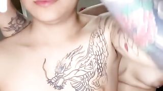 【69堂午夜视频】很社会的年轻男人，全程露脸丝袜情趣性感纹身激情大秀啪啪直播，口交大鸡巴吃奶舔逼放肆抽插，浪叫呻吟不止3077