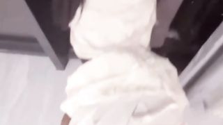 【69堂午夜视频】接年幼的妹妹钢琴课下课,利用她“少女心”哄骗去萌萌哒儿童房,借机揉捏粉嫩小阴蒂淫水拉丝,暴力猛插可爱小嫩穴