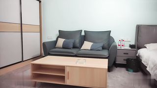 【69堂午夜视频】纯学妹太可爱了，恨不得蛋蛋都插进去