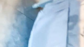 【69堂午夜视频】风骚的人妻少妇露脸跟大哥激情啪啪，让大哥骑在脖子上深喉草嘴，激情上位给骚逼干尿了，压在身下爆草蹂躏