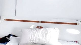 【69堂午夜视频】双飞极品母女花，一起舔鸡巴真刺激，揉着骚奶子激情上位看她妩媚的骚表情，轮草两女吃奶玩逼，精彩不要错过