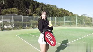 【69堂午夜视频】与女友网球比赛后大汗淋漓正是发泄的好时机