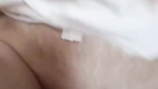 【69堂午夜视频】表弟趁着表姐夫不在家勾引表姐抓着表姐的奶子按着操姐姐叫声太淫荡了