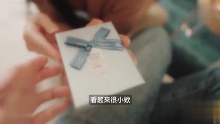 【69堂午夜视频】用性感身体作为圣诞礼物交侍奉